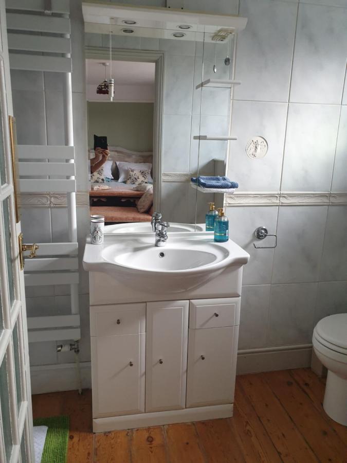 Harry's Bed and breakfast 3*